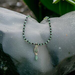 Aventurine Necklace w spinner point crystal of aventurine  20 inches